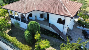 Villa Nicol